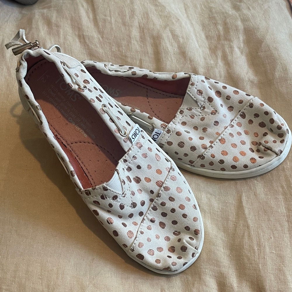 Toms Kids Cream and Brown Polka Dot Sneakers